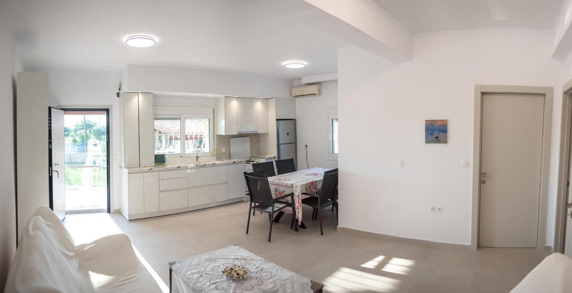Apartments In A Villa By The Beautiful Sea Bay Nea Poteidaia Exterior foto